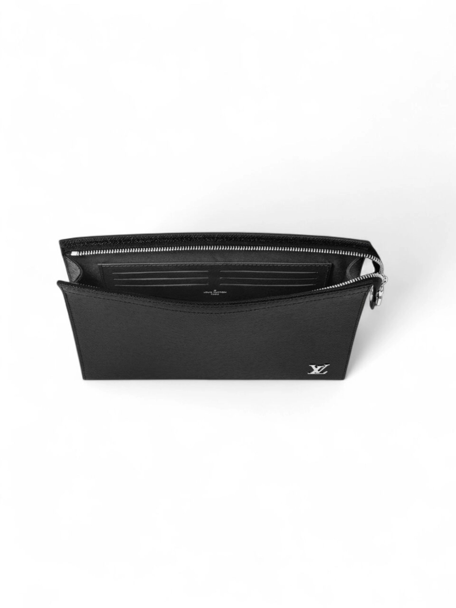 Louis Vuitton Pre-Loved Taiga Voyage Pochette in Leather - Image 3